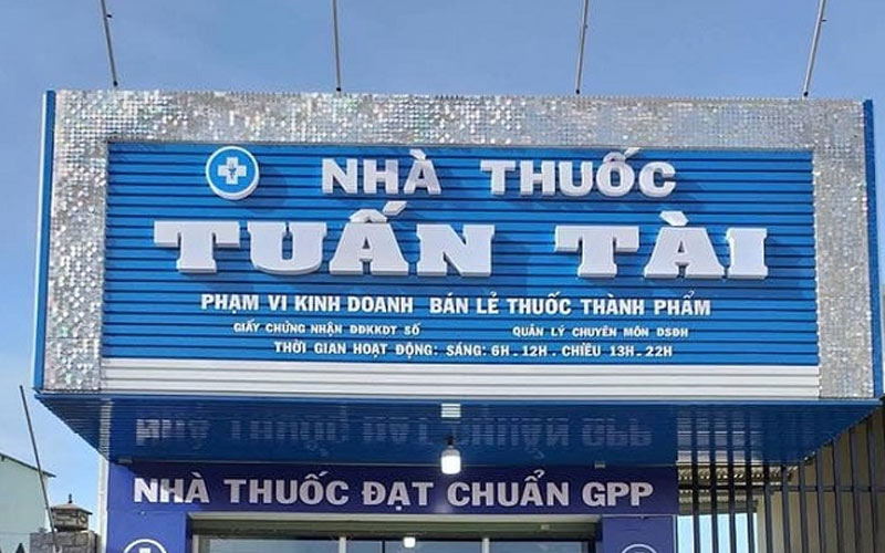 Bảng hiệu nhà thuốc tây